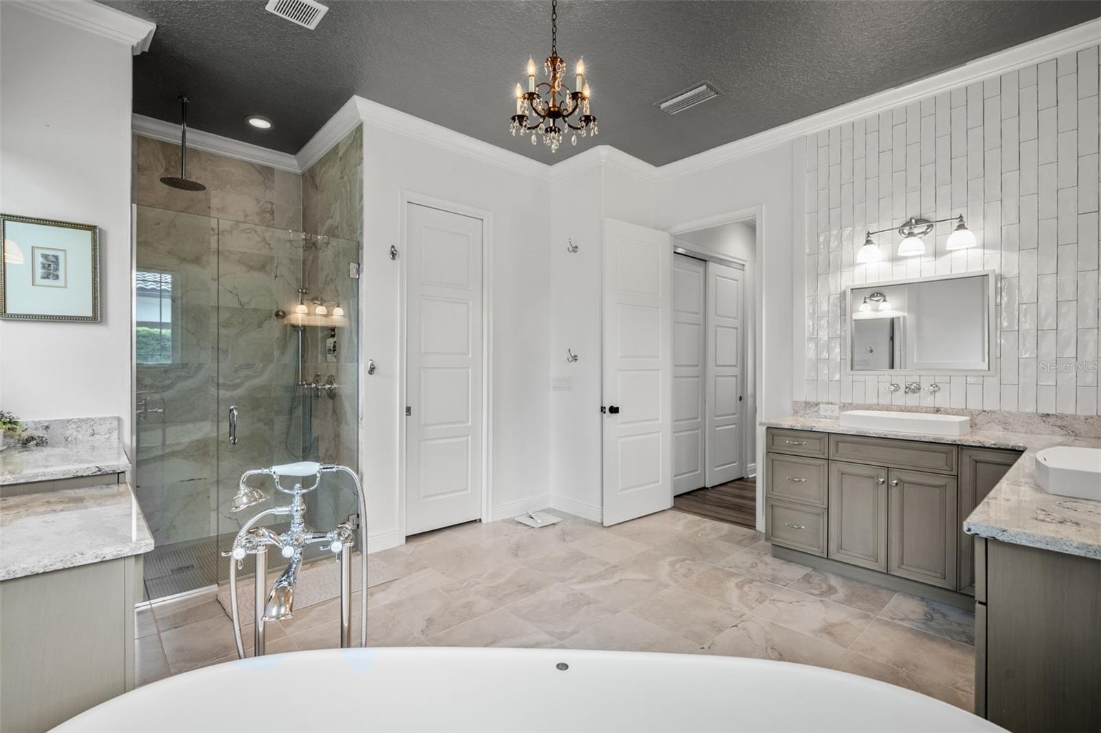WINDERMERE - Residential