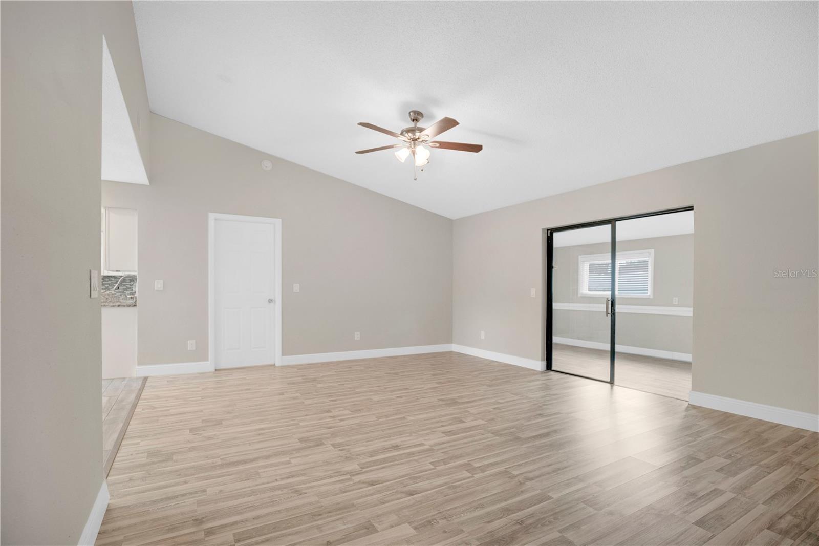 3914 FOOTHILLS DRIVE
