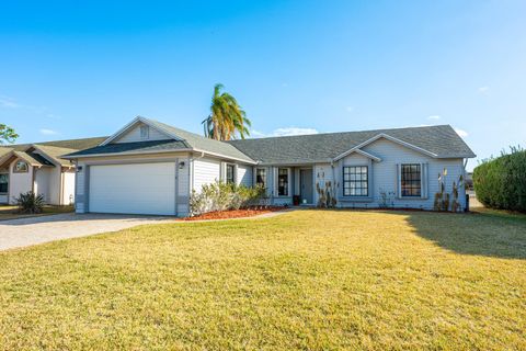 1526 AMHERST LANE KISSIMMEE FL 34744