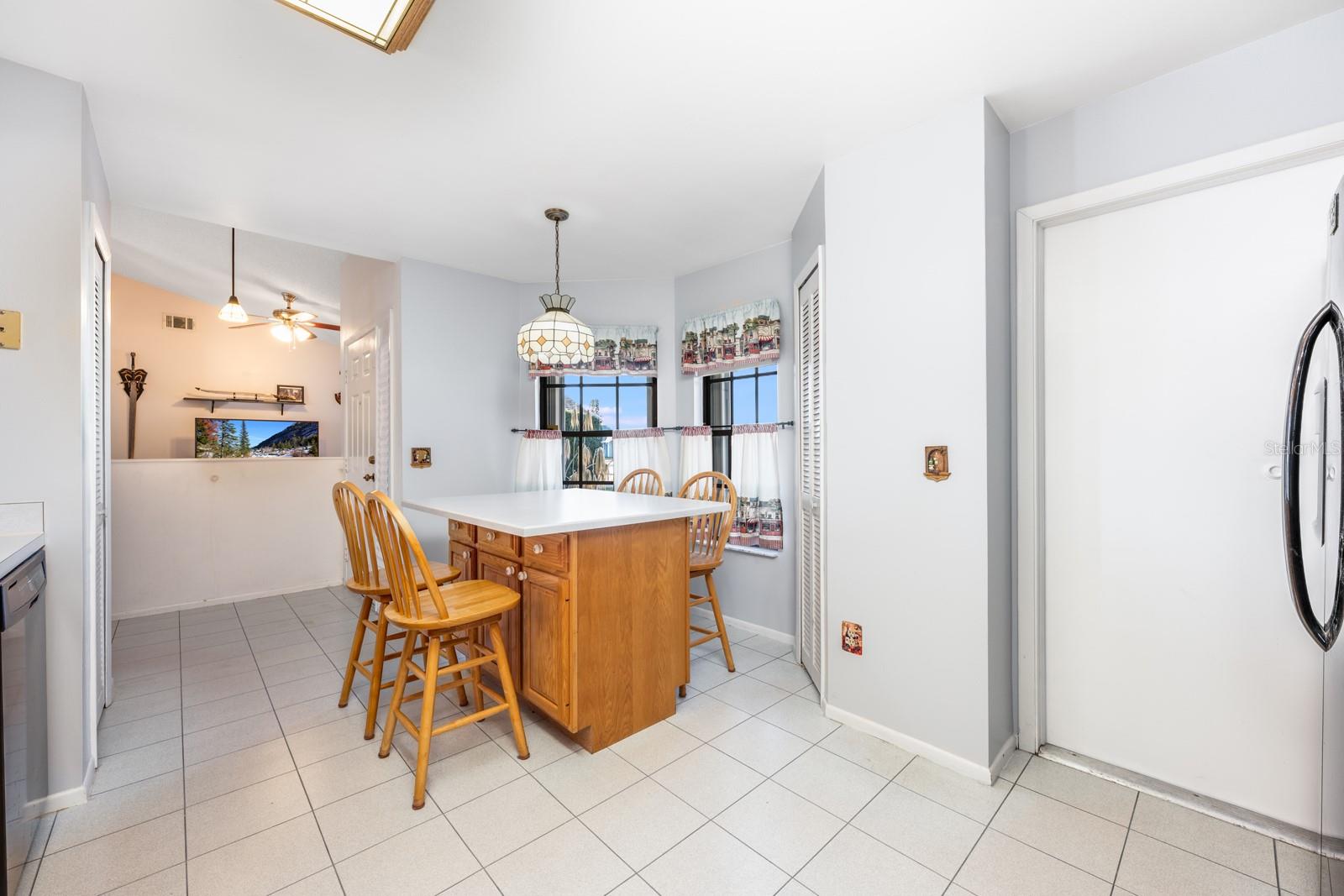 OAK HOLLOW PH 4 - Residential