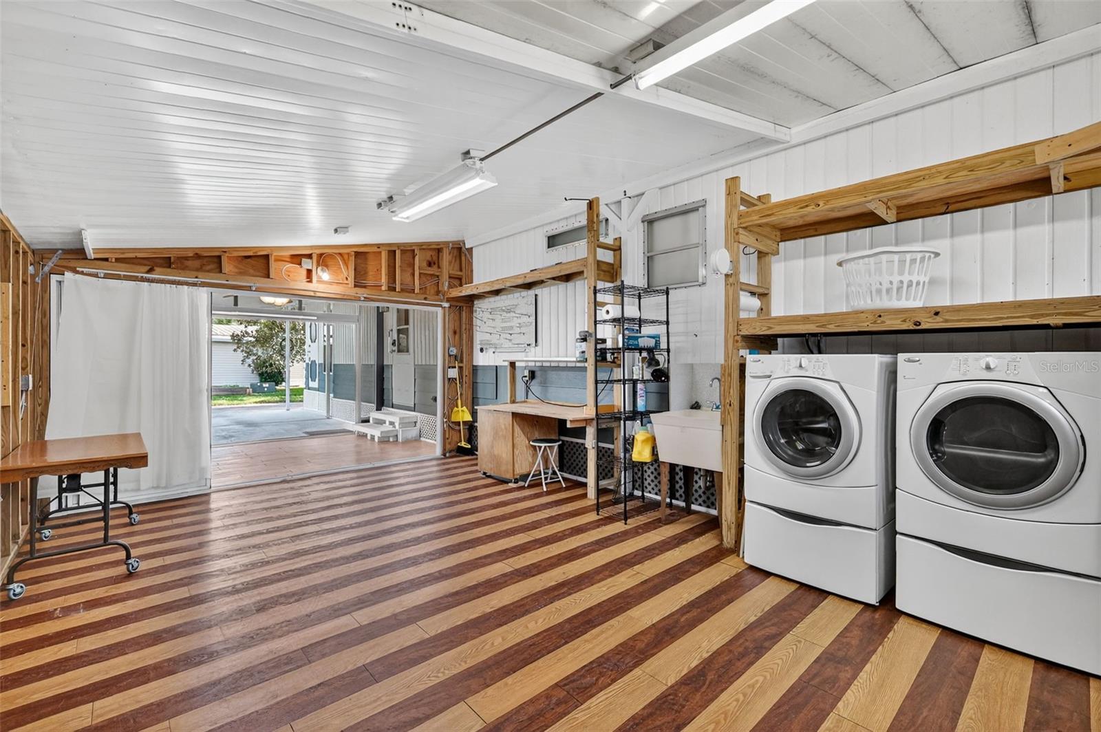 EUSTIS COUNTRY CLUB MANOR MHP UNIT 02A - Residential