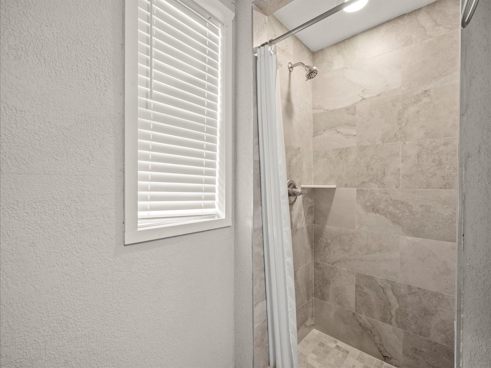 GONZALEZ SIMON SUB - Residential