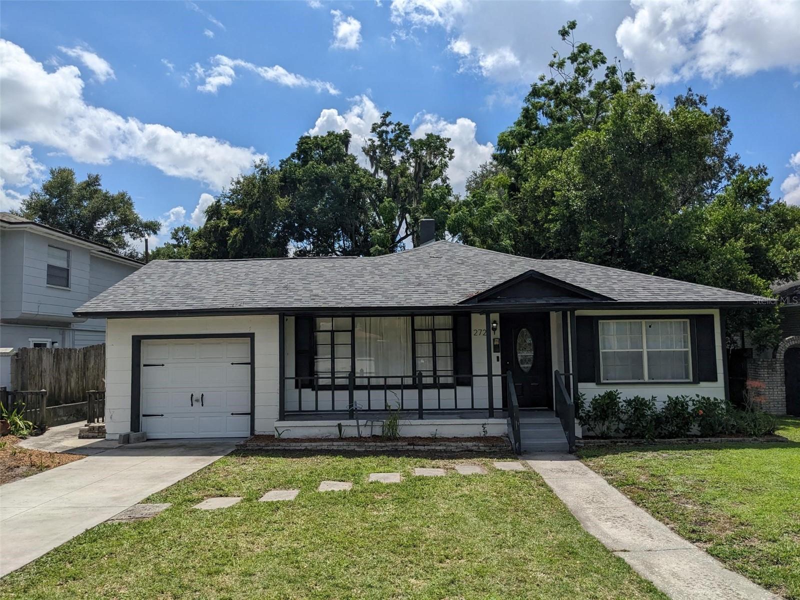 2721 WOODLAND HILLS AVENUE