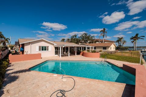 A home in TREASURE ISLAND