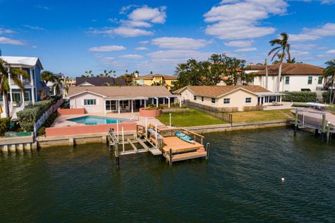 A home in TREASURE ISLAND