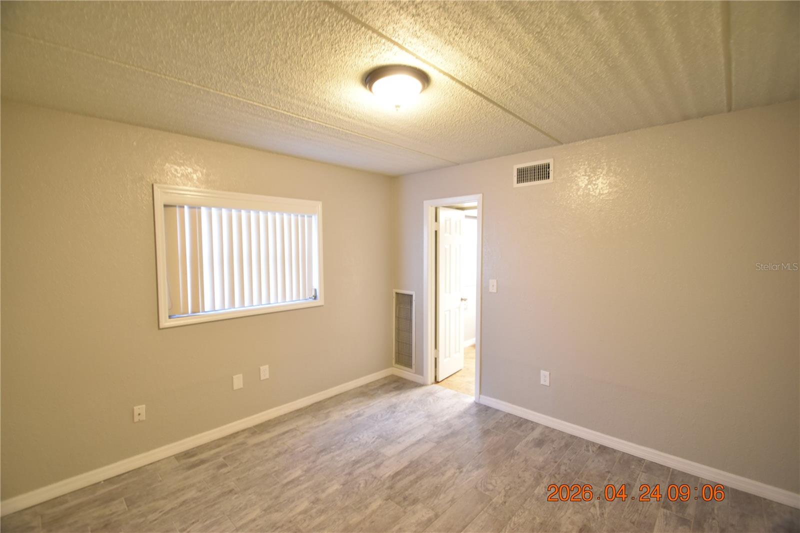 DAVIS ISLANDS PB10 PG52 TO 57 - Residential Lease