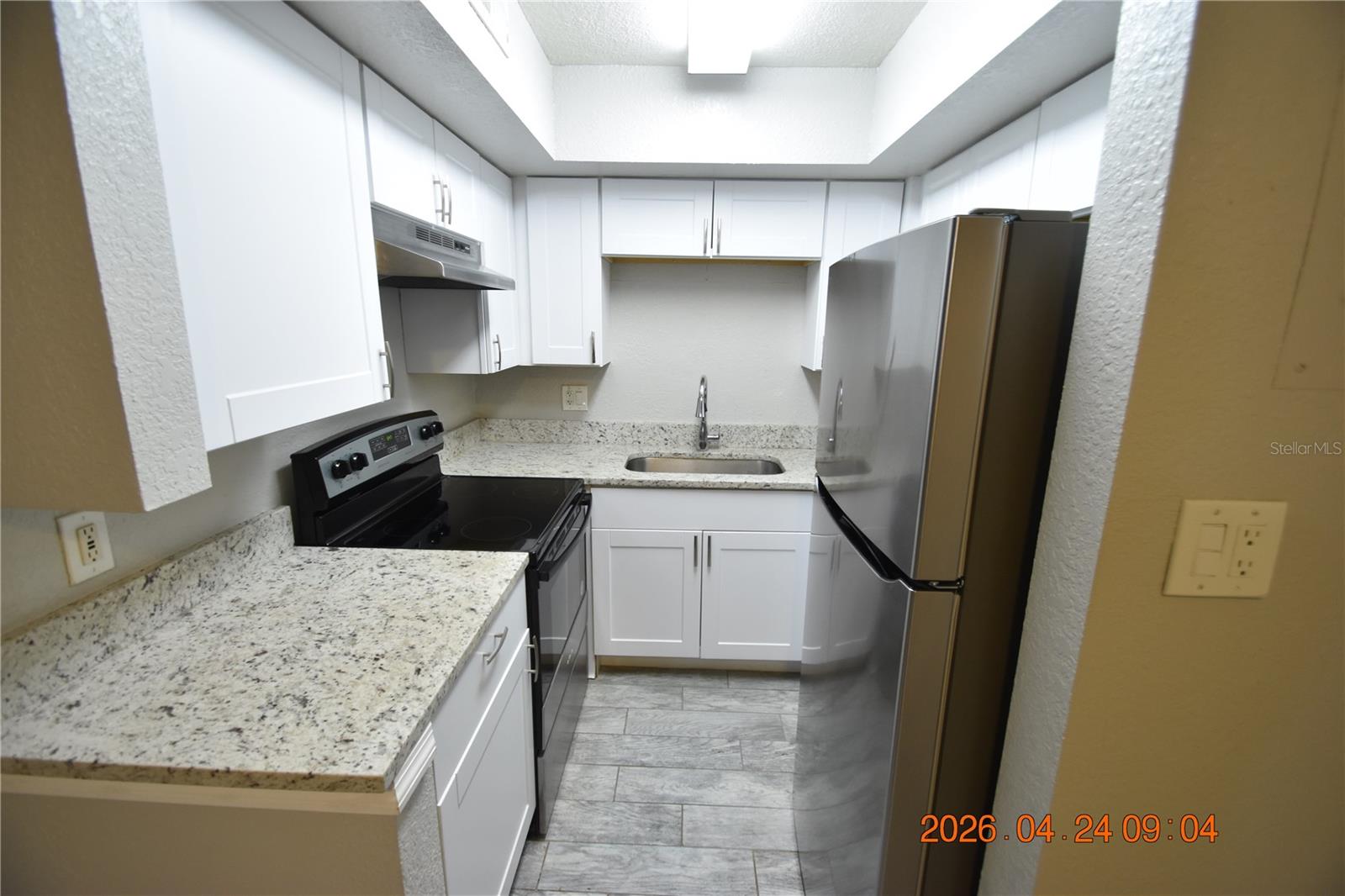 DAVIS ISLANDS PB10 PG52 TO 57 - Residential Lease