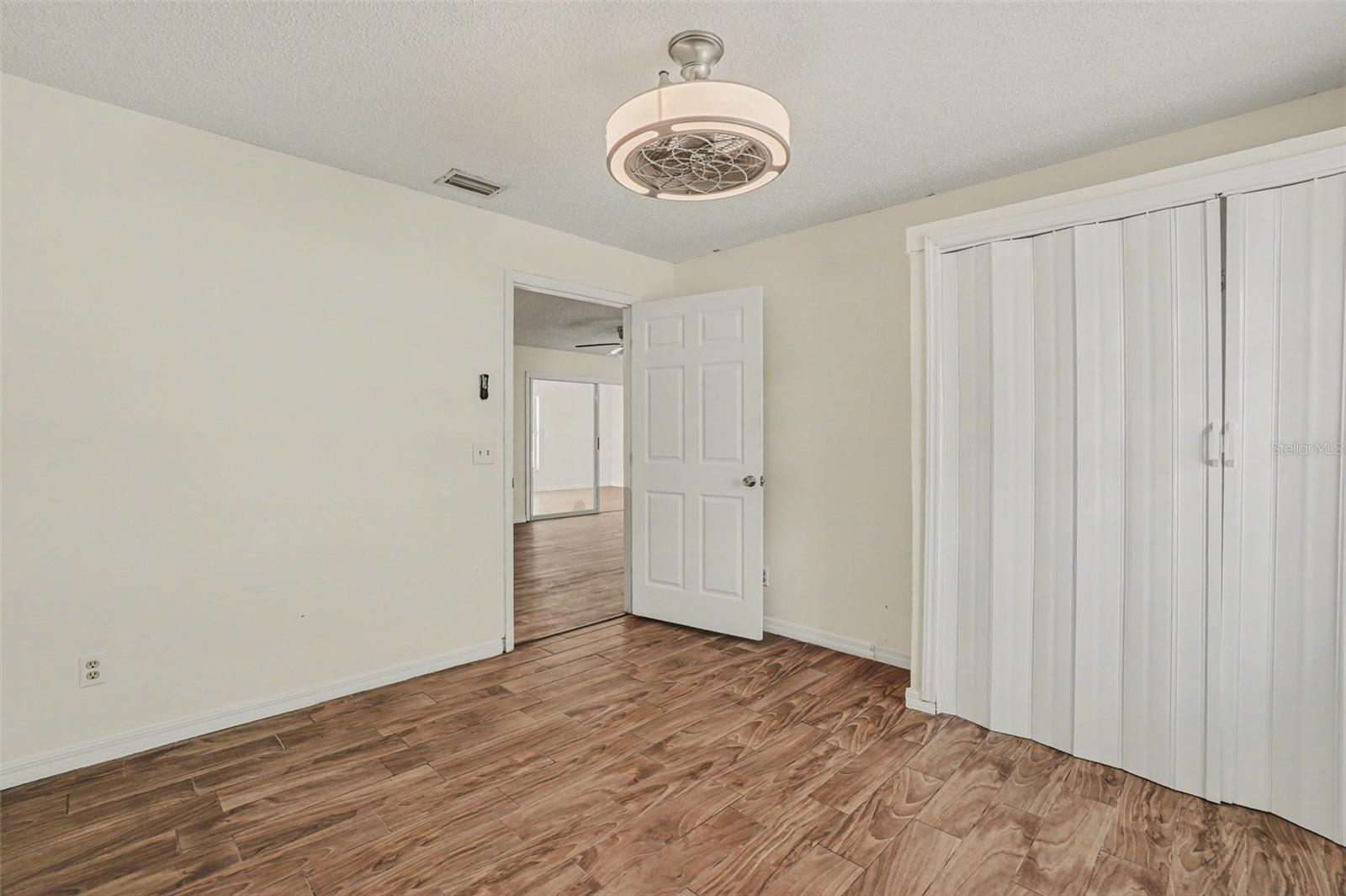 CROWN POINTE PH 01 - Residential