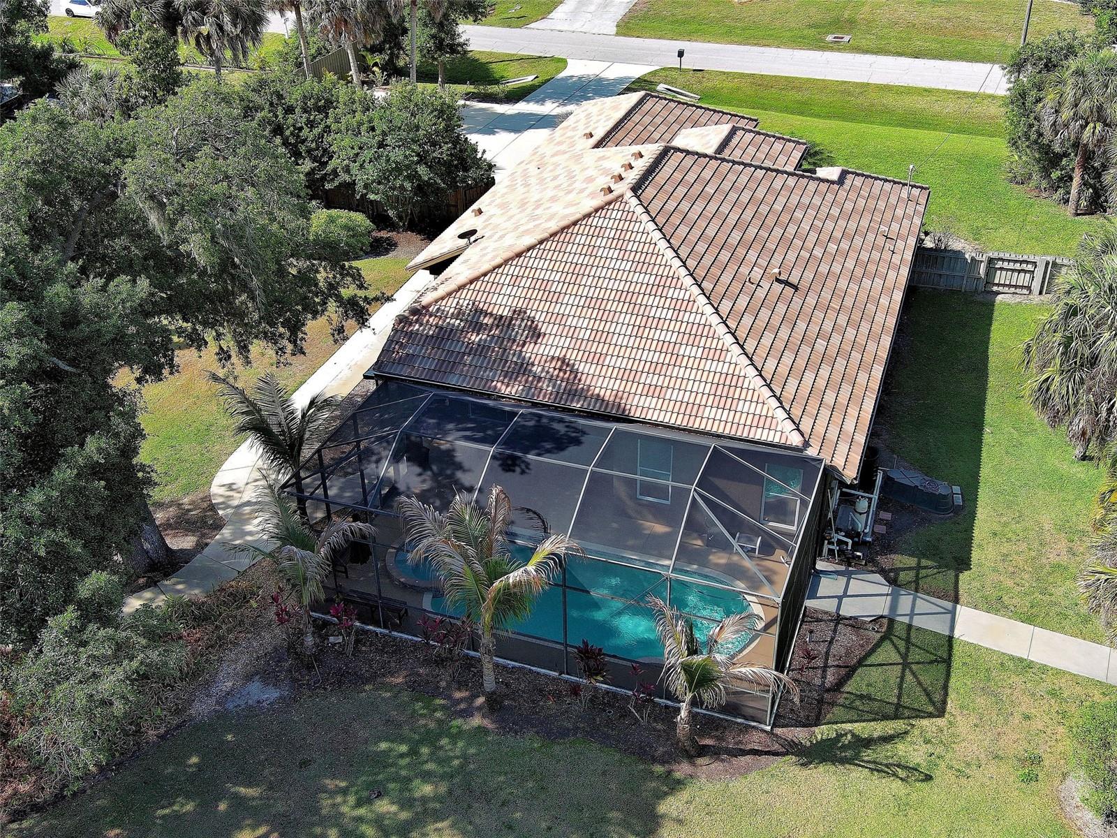 3950 PEPPER LANE