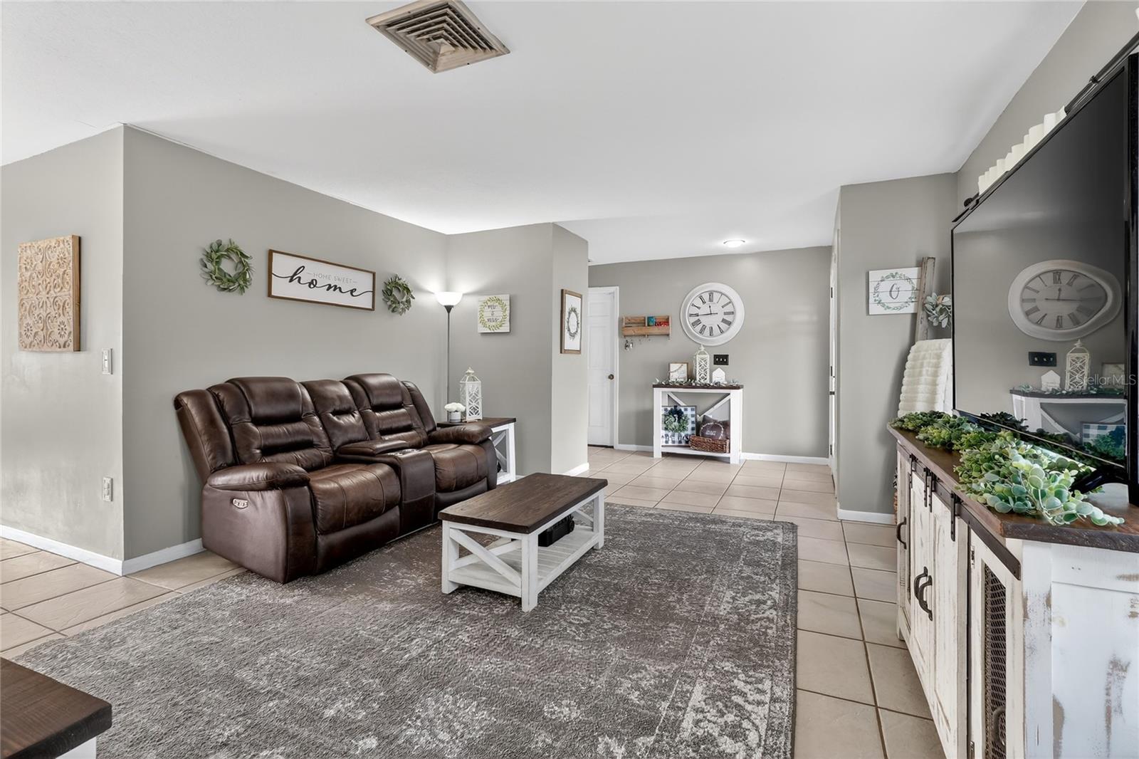 IMPERIALAKES PH 01 - Residential