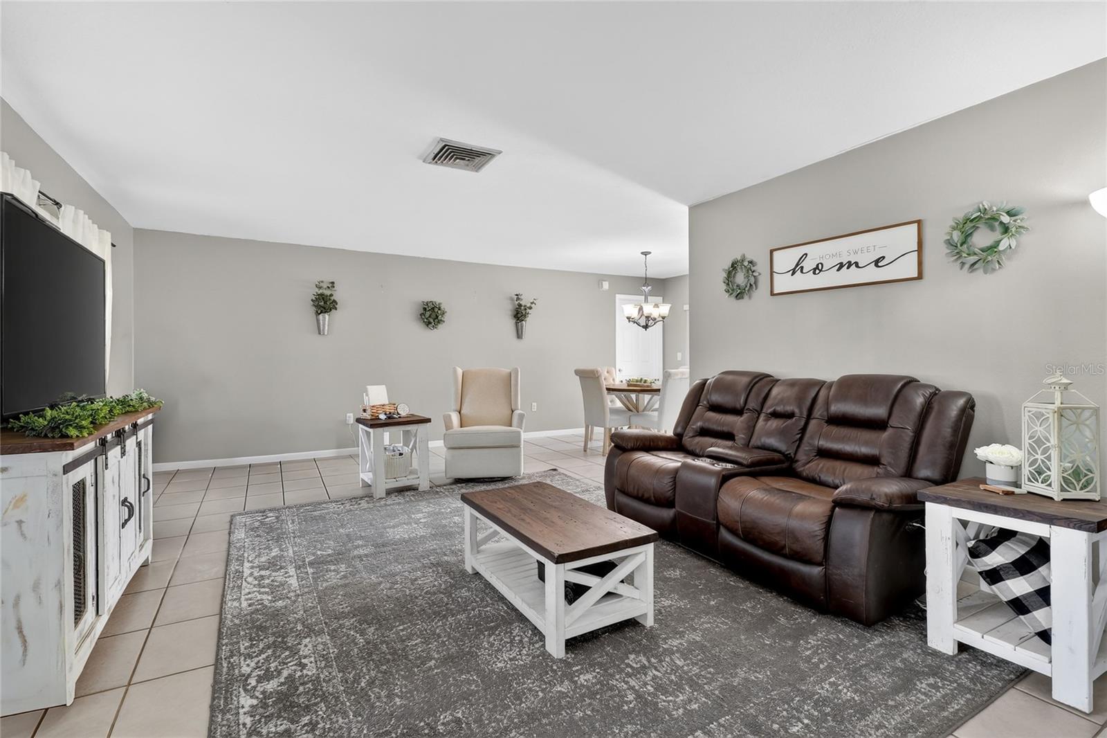 IMPERIALAKES PH 01 - Residential