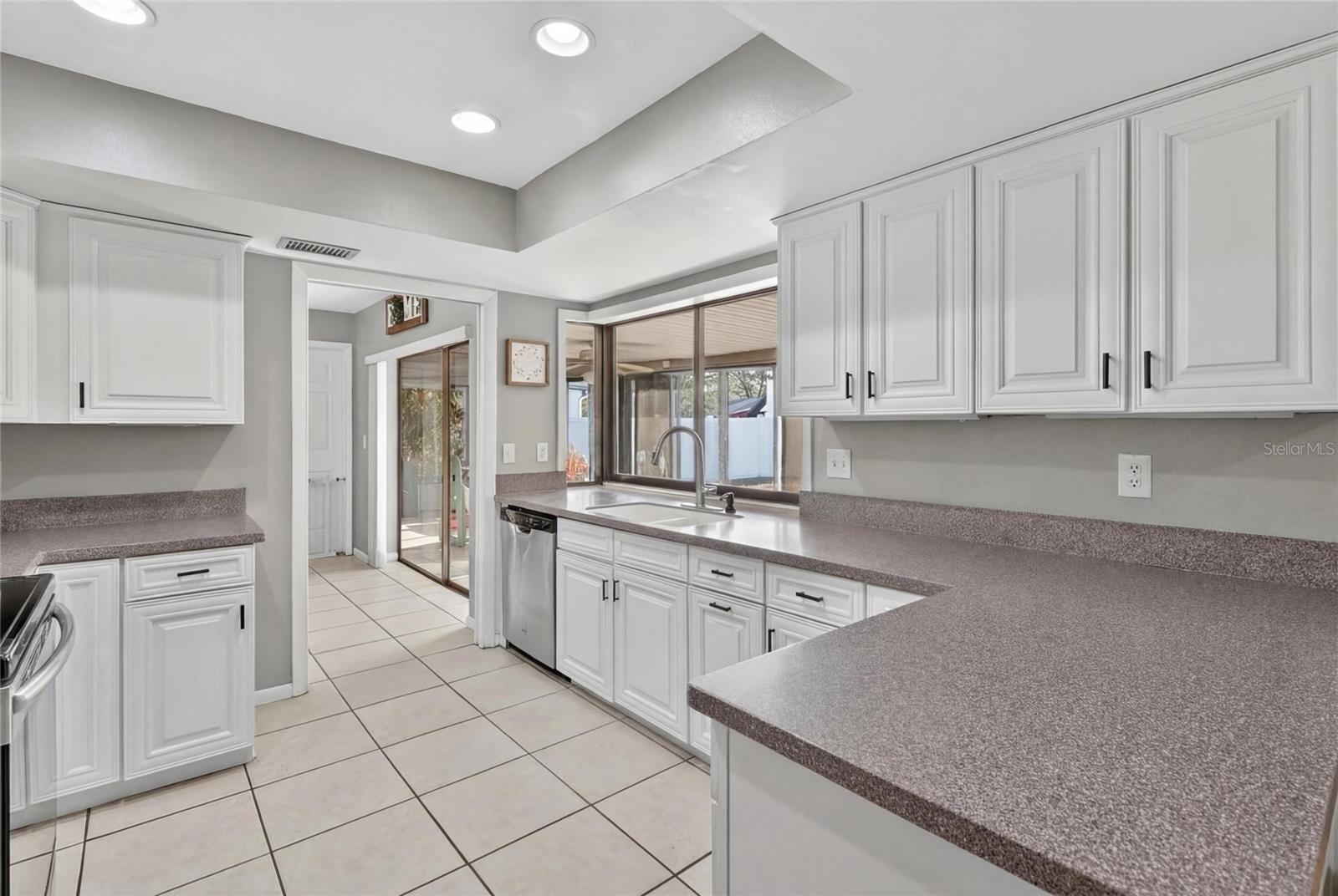 IMPERIALAKES PH 01 - Residential