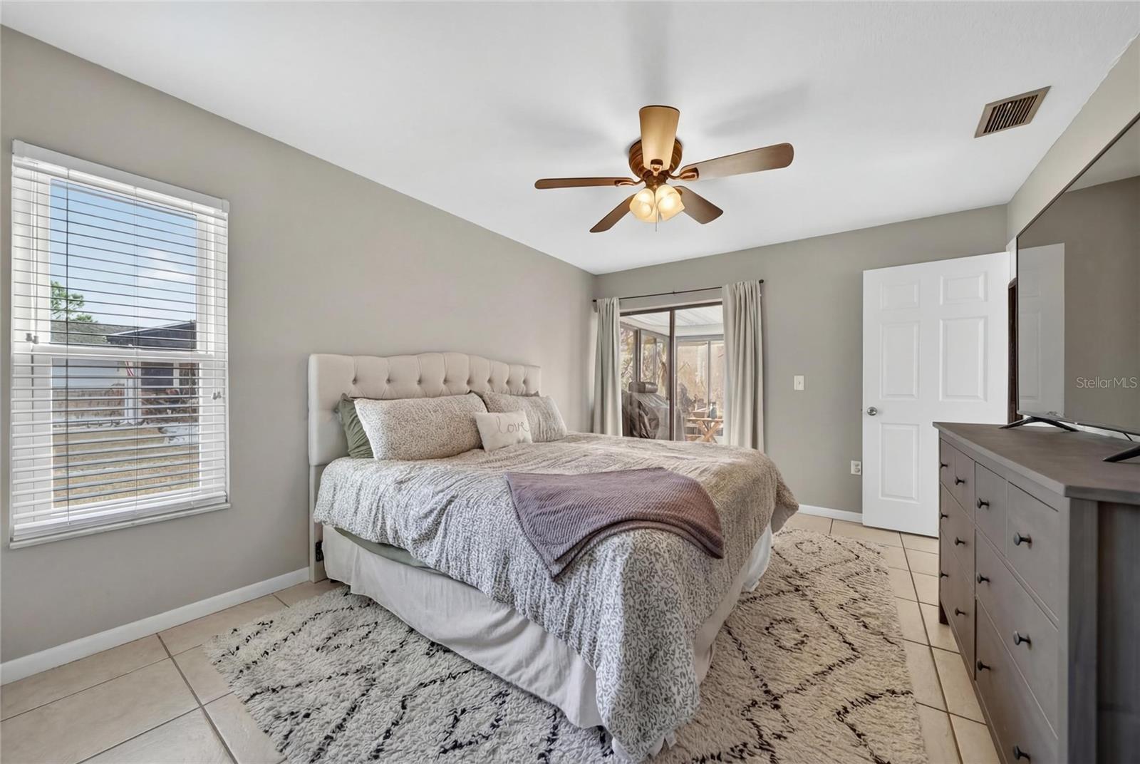 IMPERIALAKES PH 01 - Residential