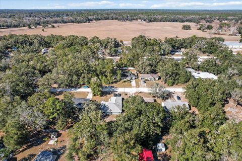 A home in DUNNELLON