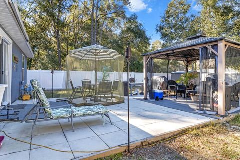 A home in DUNNELLON