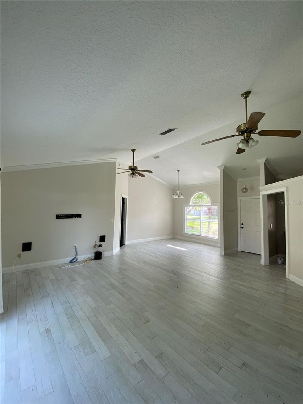 Photo of 1419 Spring Ridge Drive, Winter Garden, FL 34787 (MLS # O6379895)