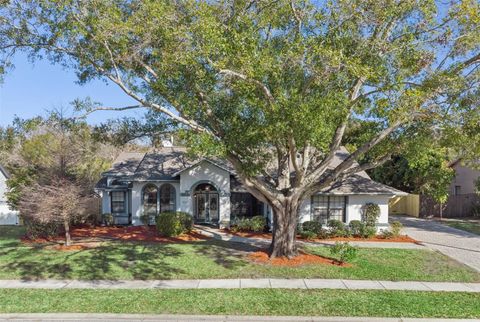 Photo of 522 Lagoon Drive, Oviedo, FL 32765 (MLS # O6376447)