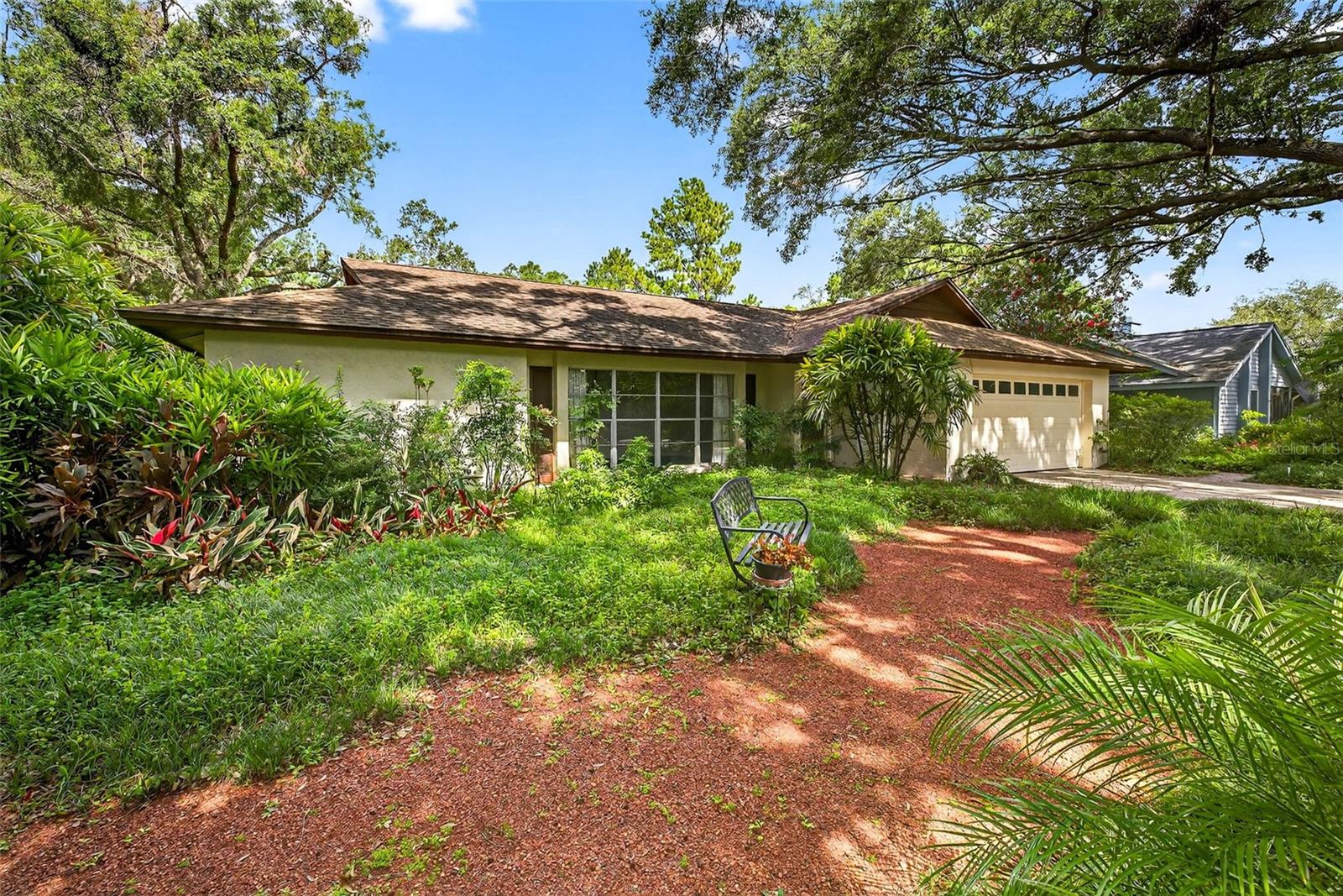 524 GARRARD DRIVE