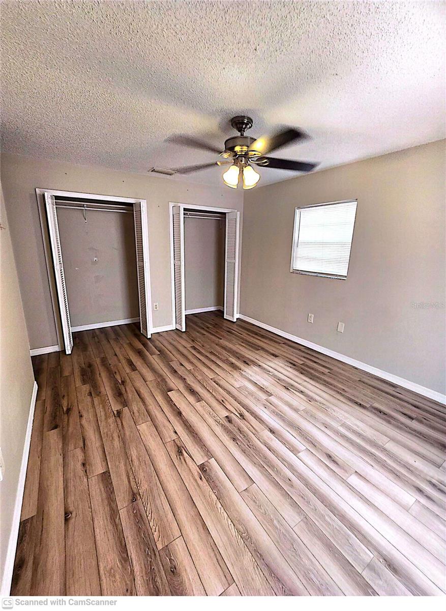 LEESBURG WESTSIDE OAKS - Residential