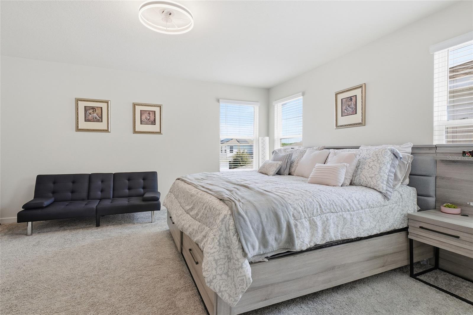 WINDING MEADOWS - Residential