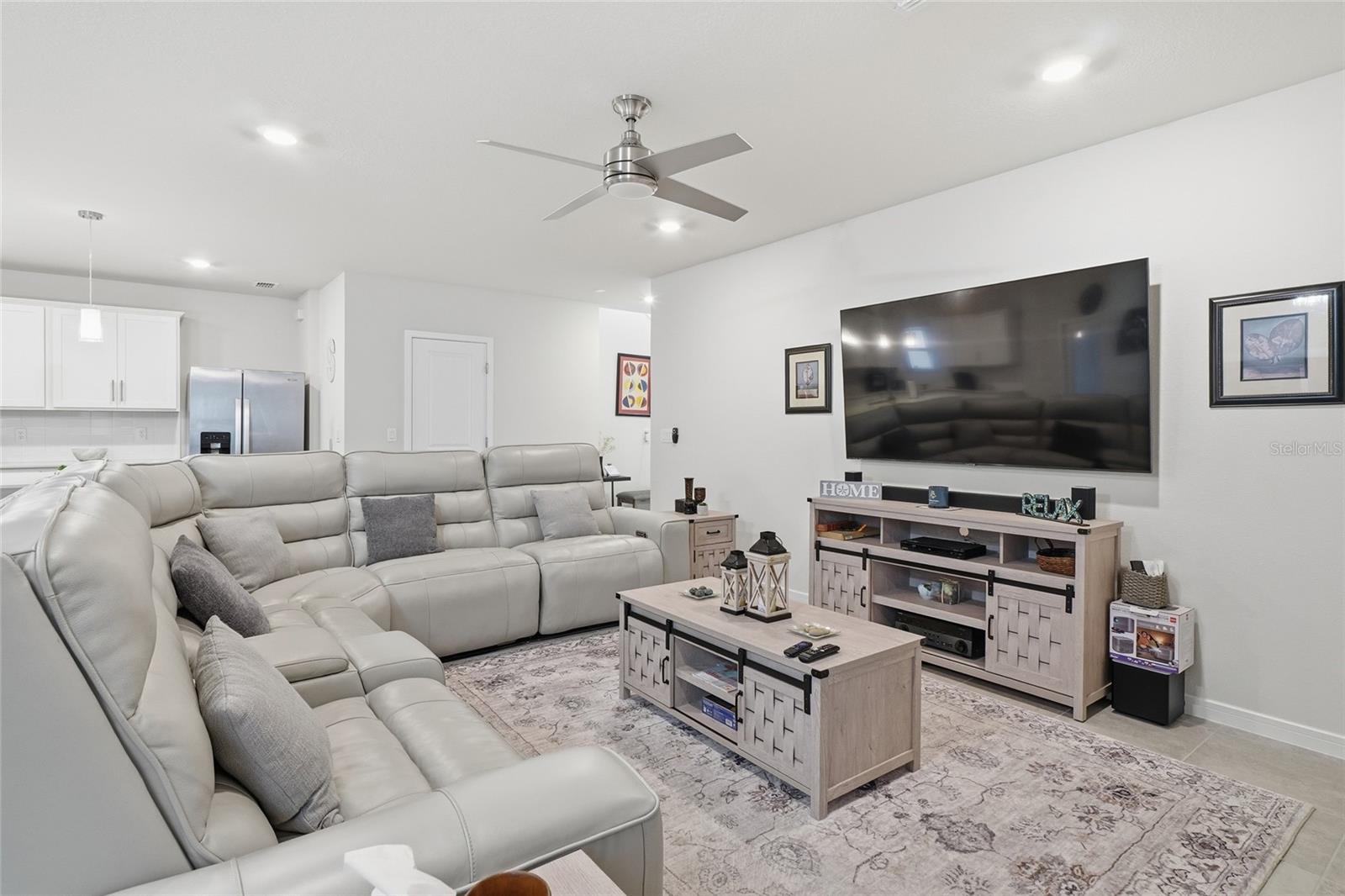 WINDING MEADOWS - Residential