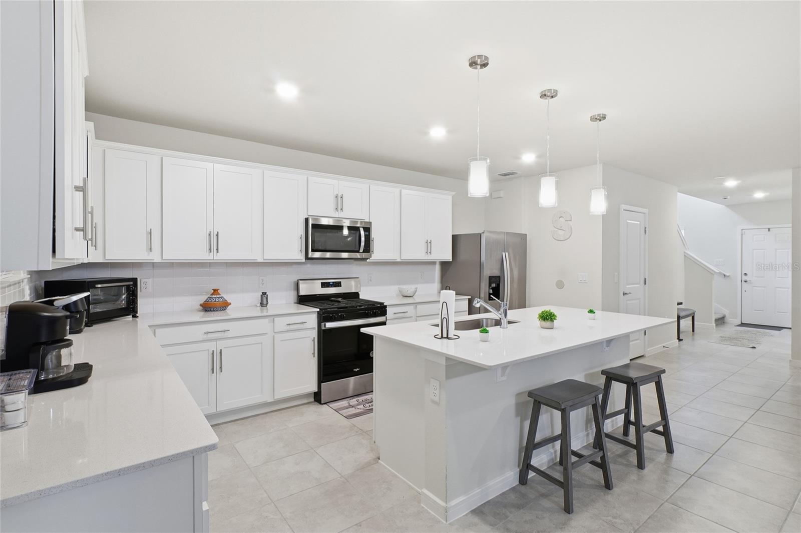 WINDING MEADOWS - Residential