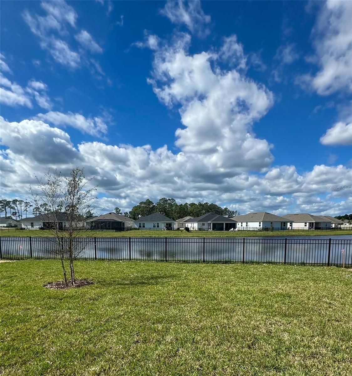 BEACH PK VLG - Residential Lease