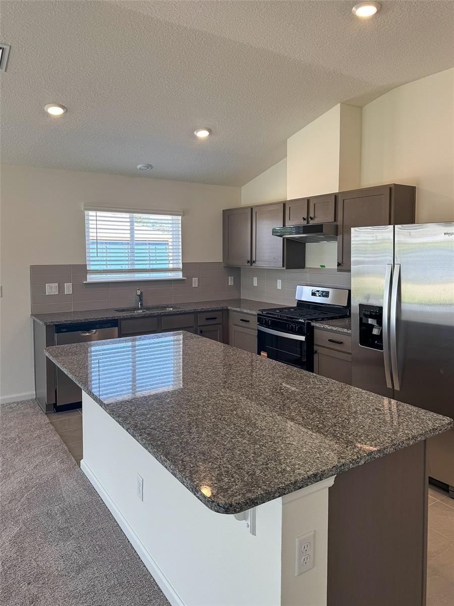 BEACH PK VLG - Residential Lease