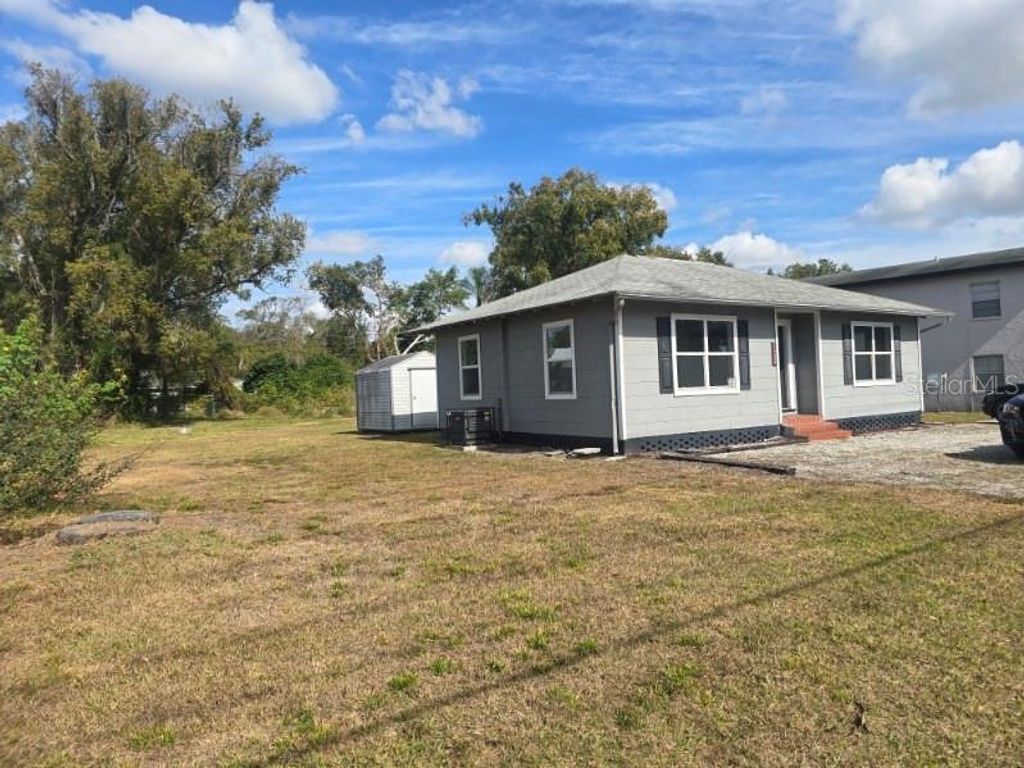 Photo of 1628 E Gary Road, Lakeland, FL 33801 (MLS # L4959757)