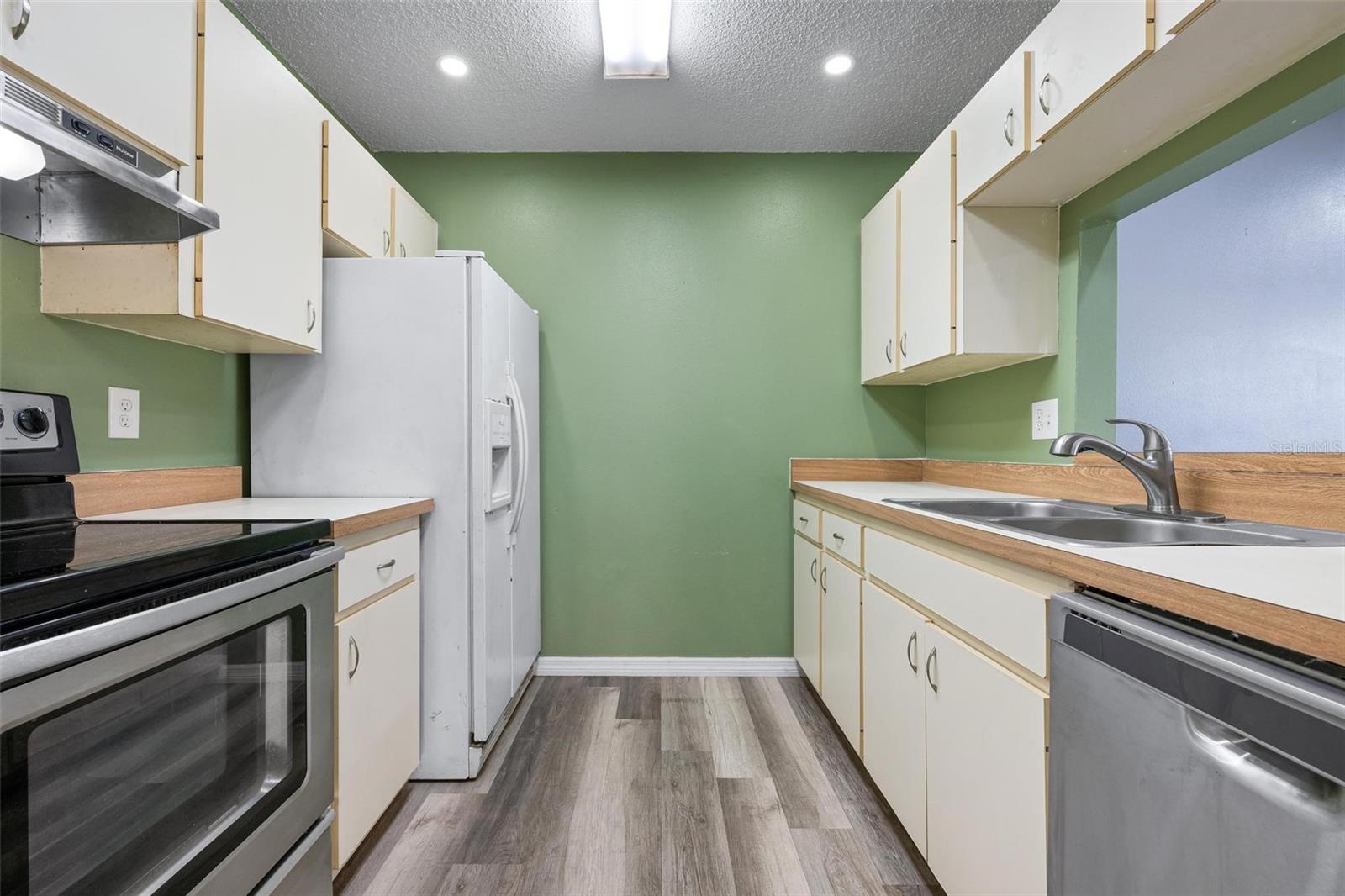 SUMMERFIELD ESTATES - Residential