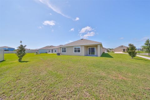 A home in WIMAUMA