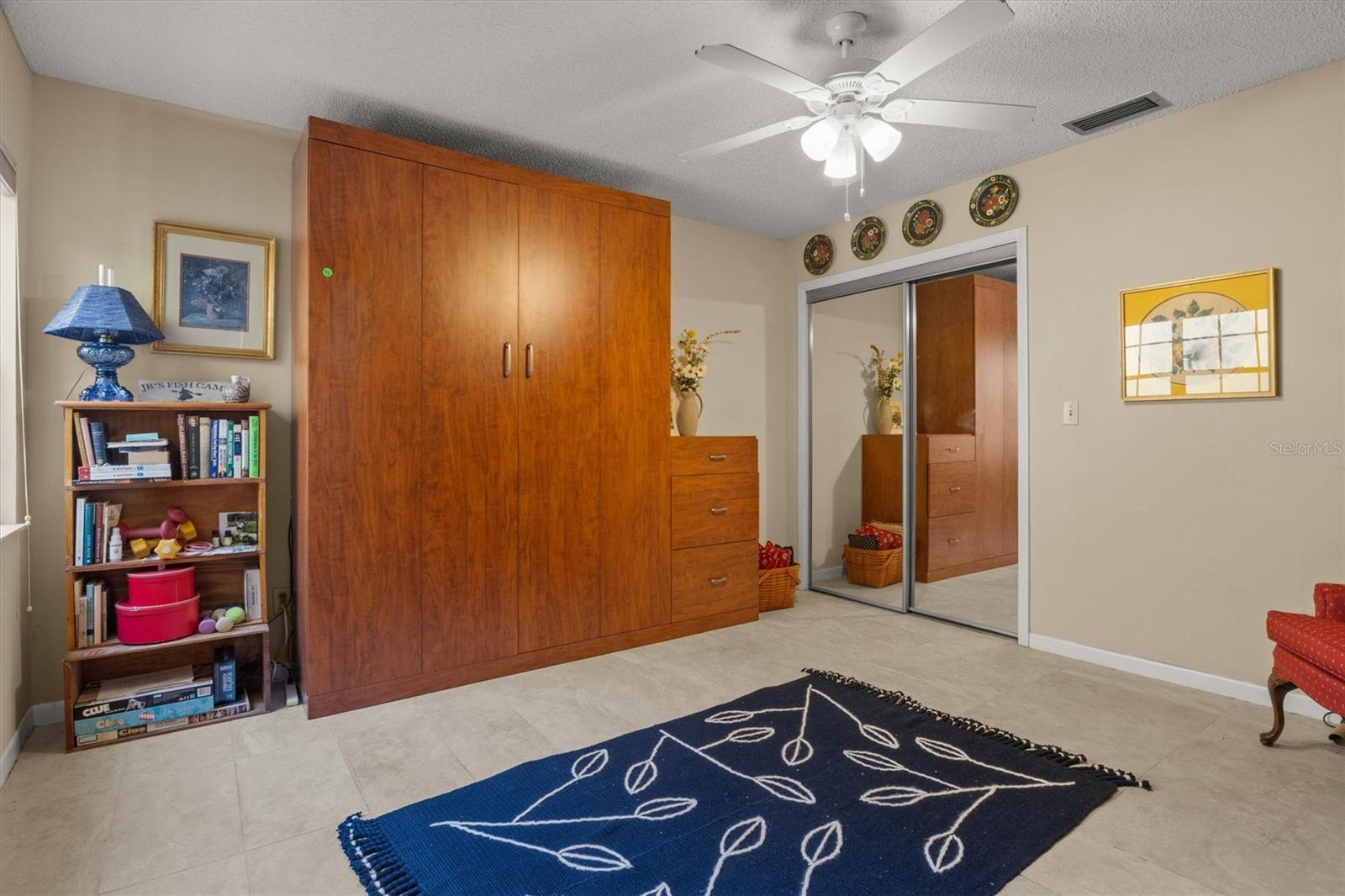 CREEK WOODS CONDO - Residential