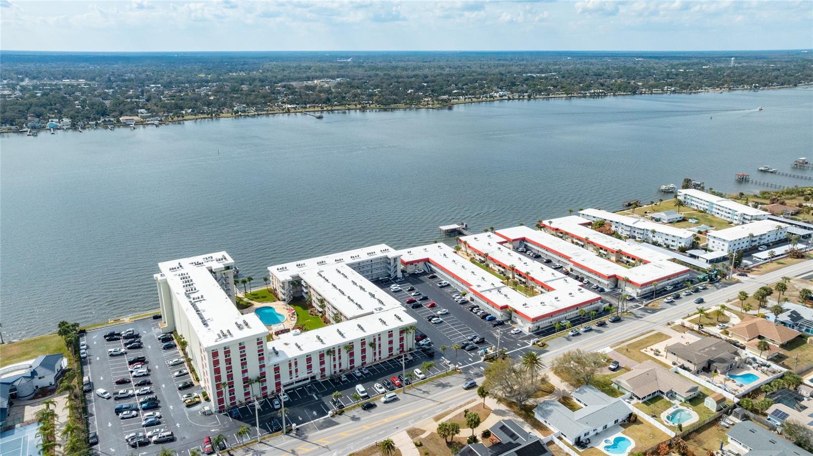 RIVERSIDE - Residential