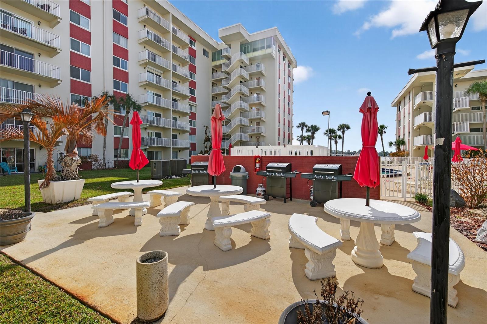 RIVERSIDE - Residential