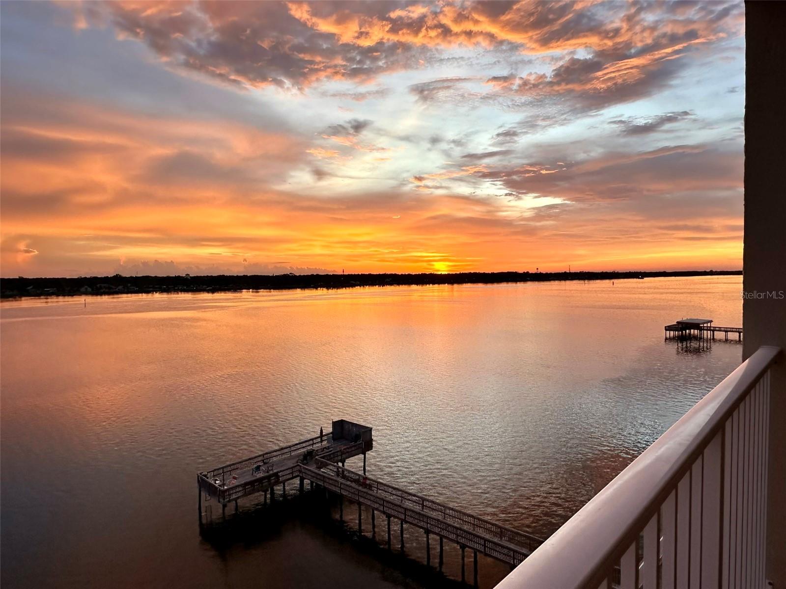 RIVERSIDE - Residential