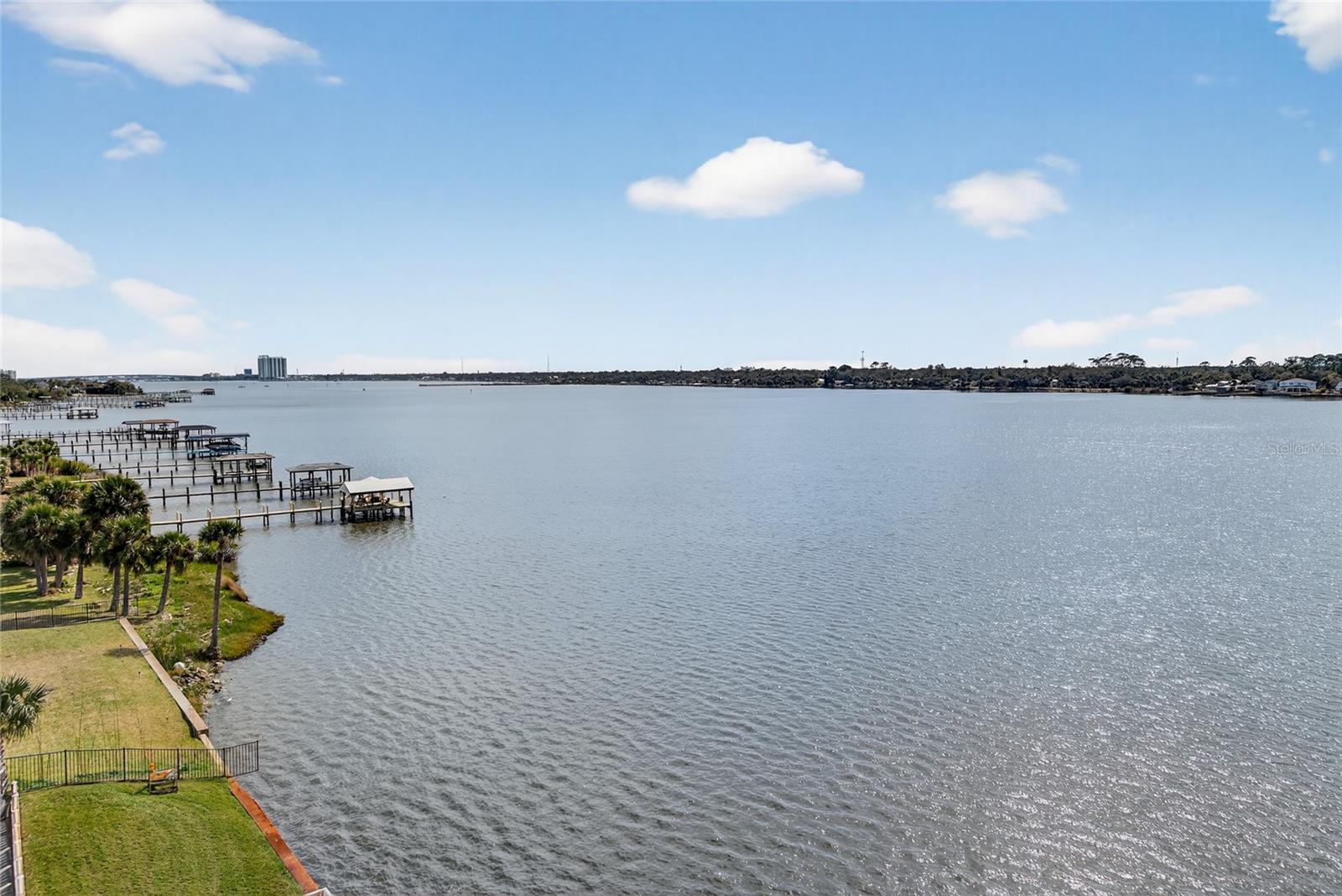 RIVERSIDE - Residential