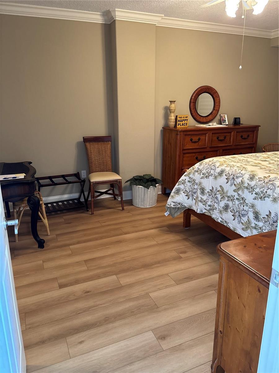 SURFCLUB - Residential