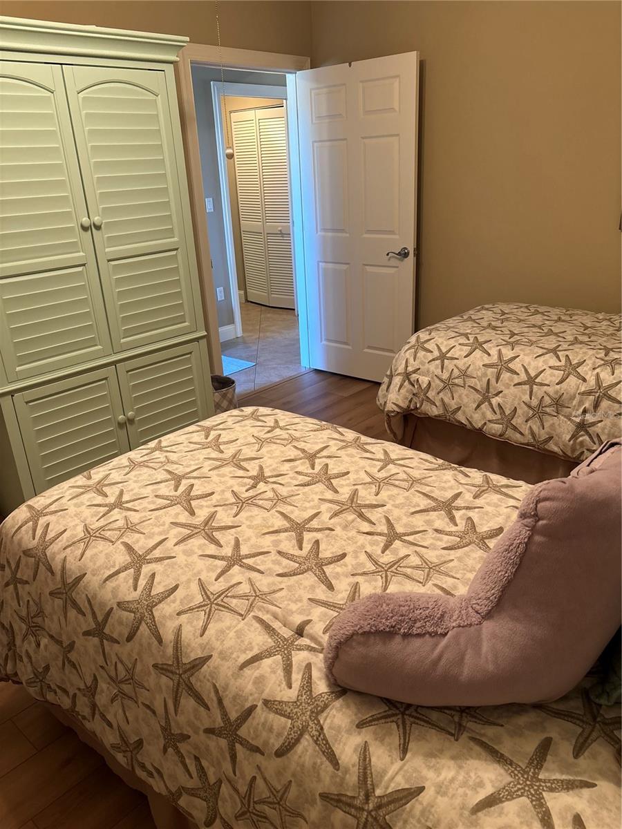 SURFCLUB - Residential