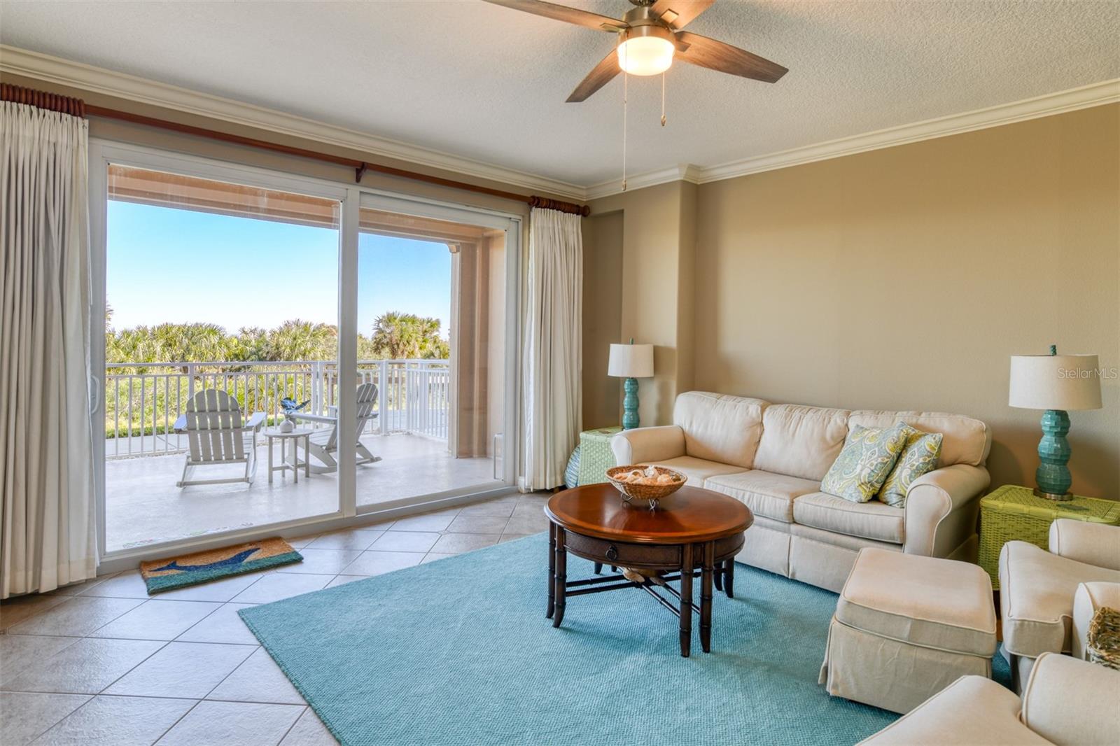 SURFCLUB - Residential