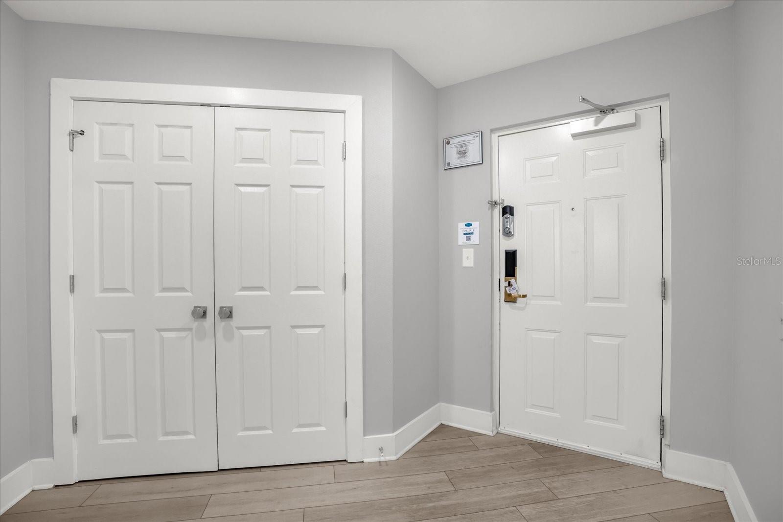 WORLDQUEST RESIDENCE - Residential