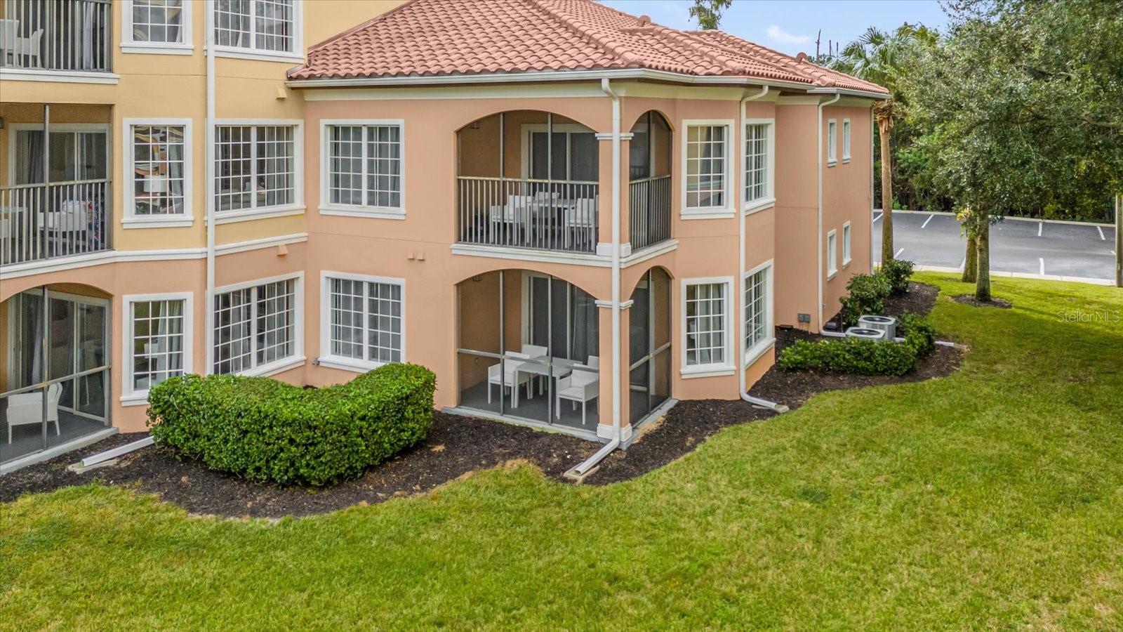 WORLDQUEST RESIDENCE - Residential