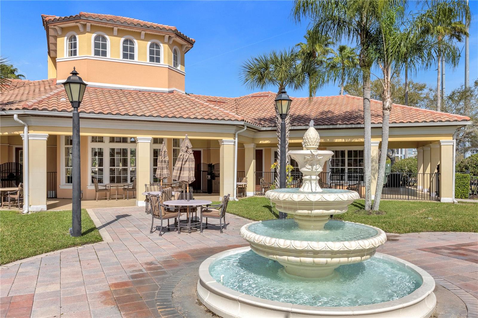 WORLDQUEST RESIDENCE - Residential