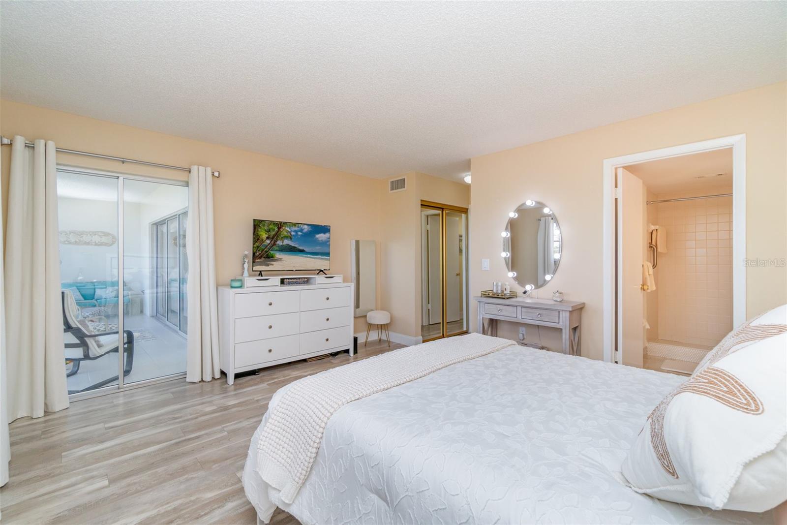 IRONWOOD TWELFTH - Residential