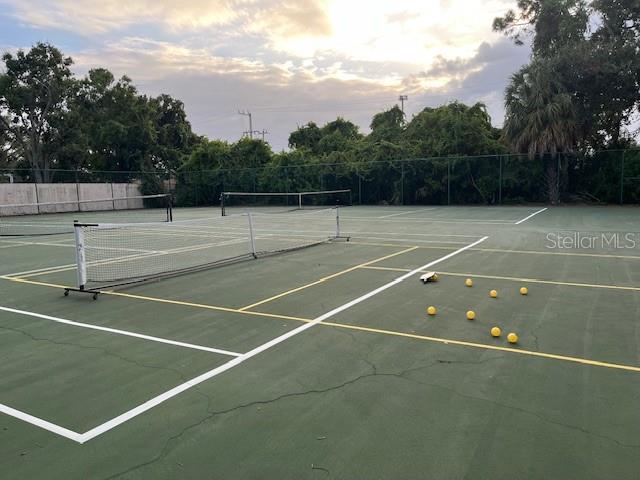 IRONWOOD TWELFTH - Residential