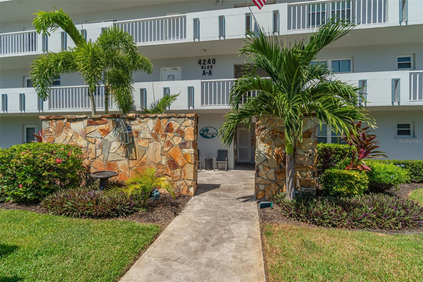 4240 IRONWOOD CIRCLE 302A-A