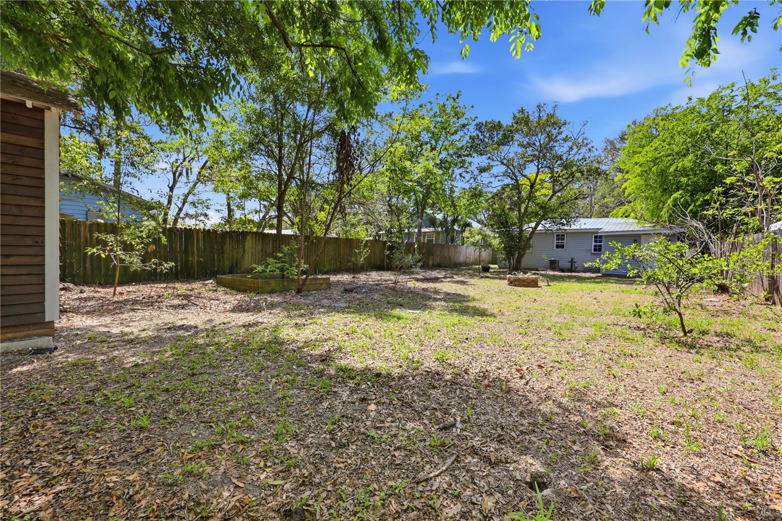 RAVENSWOOD SUB - Residential