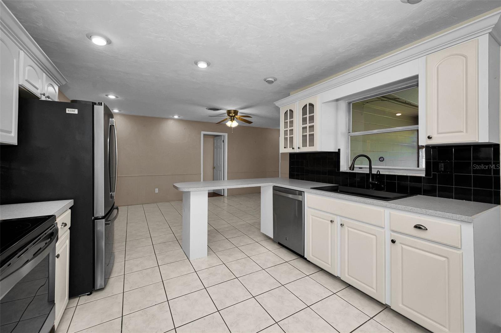 9083 BRIARWOOD DRIVE