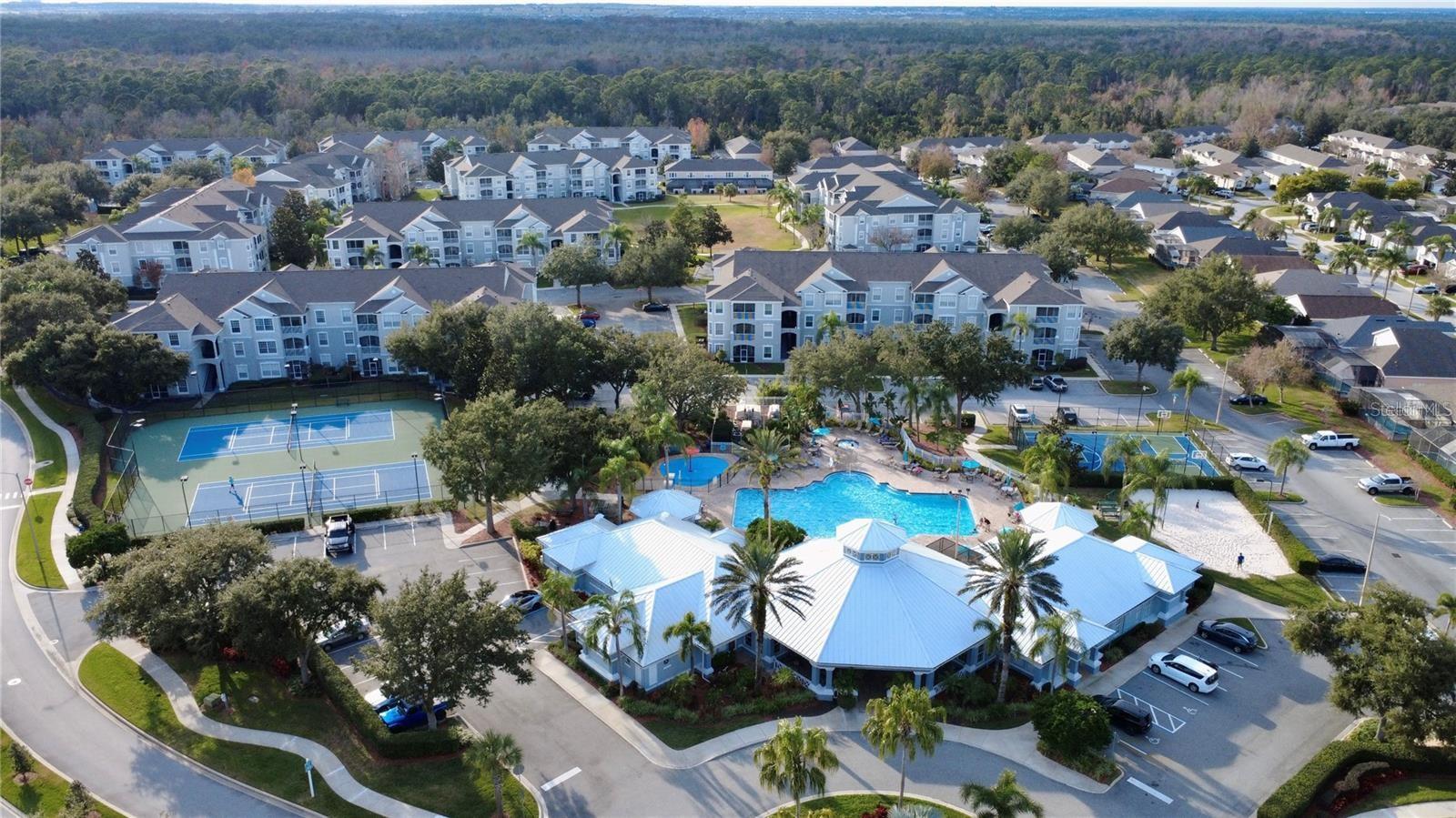 WYNDHAM PALMS CONDO PH 9 - Residential