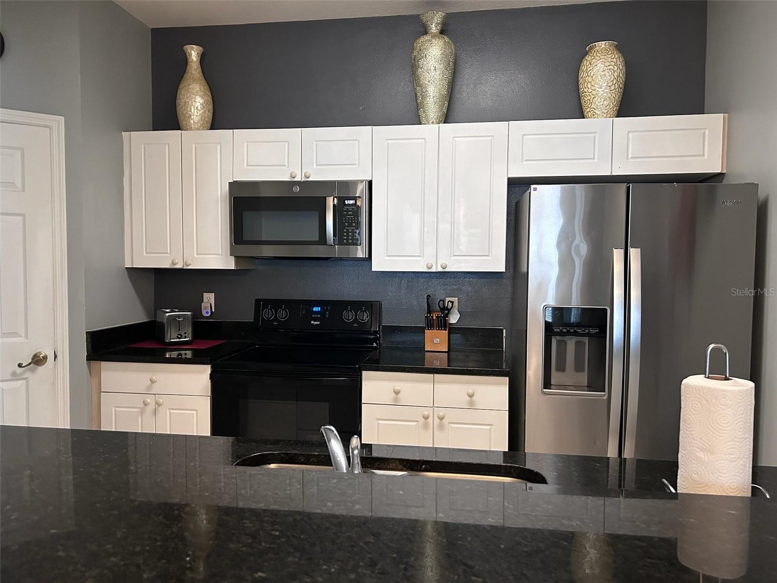 WYNDHAM PALMS CONDO PH 9 - Residential