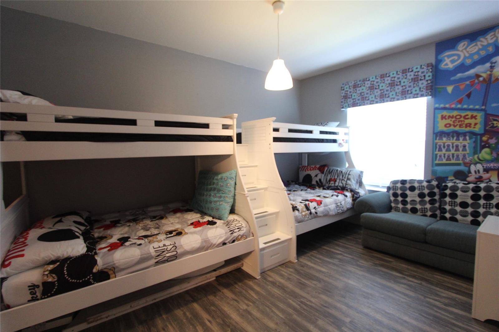 WYNDHAM PALMS CONDO PH 9 - Residential